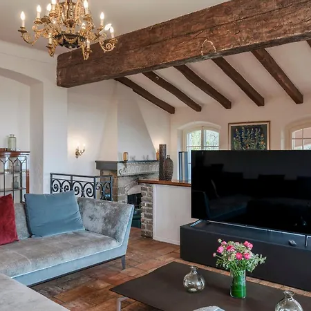 La Cicaliera 10, Emma *