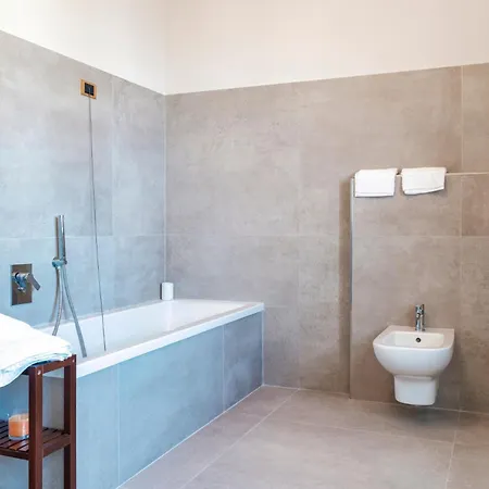 La Cicaliera 10, Emma * San Remo