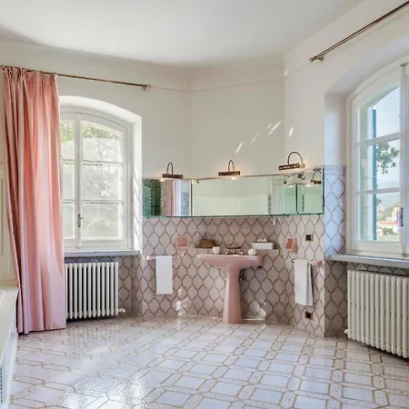 Villa La Cicaliera 10, Emma