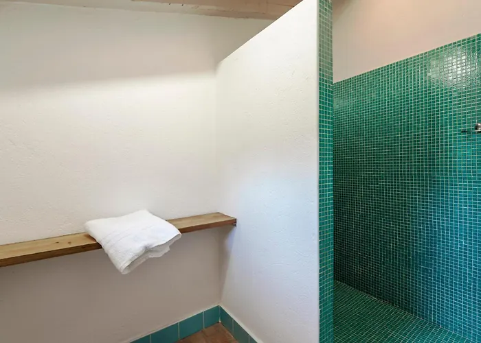 La Cicaliera 10, Emma Villa *