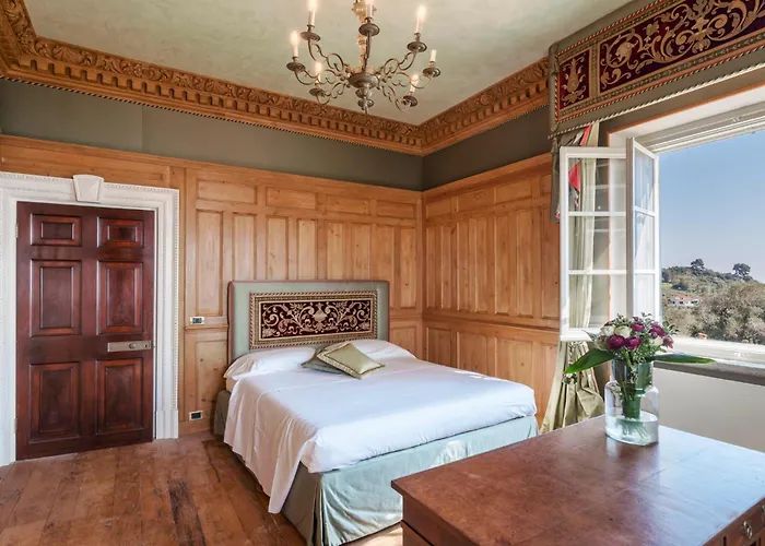 La Cicaliera 10, Emma Villa *