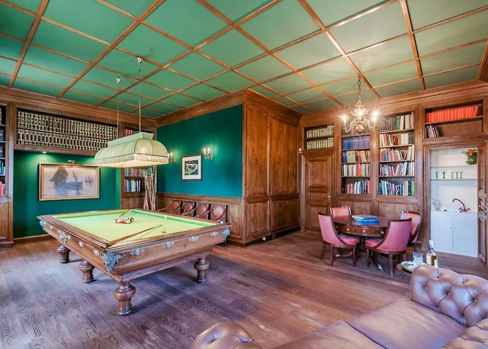 La Cicaliera 10, Emma