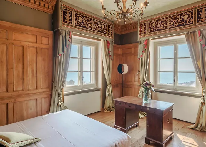 La Cicaliera 10, Emma Villa San Remo